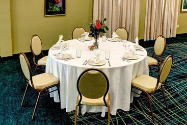 هتل Springhill Suites By Marriott Lake Charles
