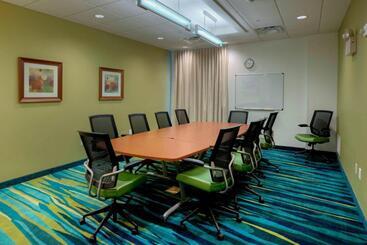 هتل Springhill Suites By Marriott Lake Charles