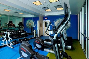 هتل Springhill Suites By Marriott Lake Charles