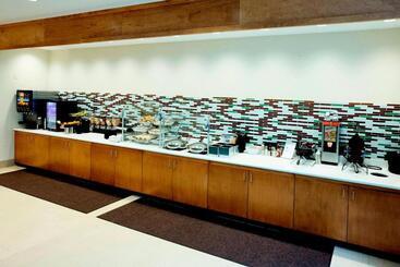 هتل Springhill Suites By Marriott Lake Charles