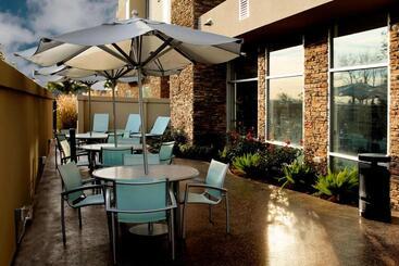 هتل Springhill Suites By Marriott Lake Charles