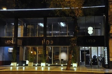هتل Uno Buenos Aires Suites