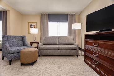 هتل Wingate By Wyndham Columbia / Lexington