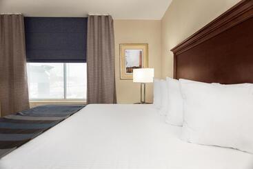 هتل Wingate By Wyndham Columbia / Lexington