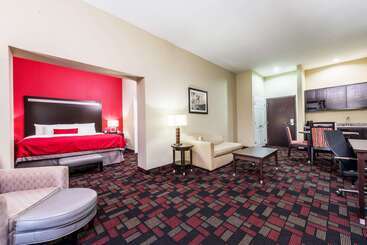 هتل Wingate By Wyndham Lake Charles Casino Area