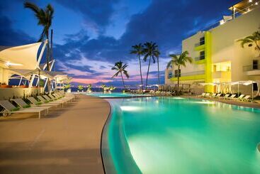 استراحتگاه Krystal Grand Puerto Vallarta