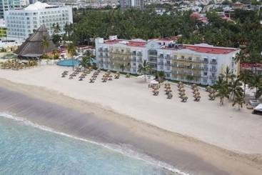 استراحتگاه Krystal Grand Puerto Vallarta