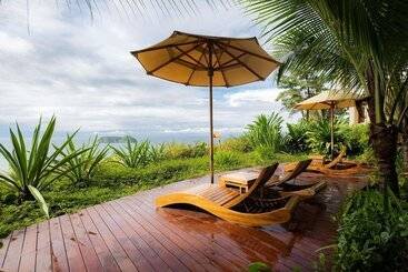 Arenas Del Mar Beachfront & Rainforest Resort Member Of The Cayuga Collection