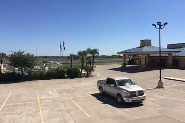 هتل Americas Best Value Inn Bishop Kingsville