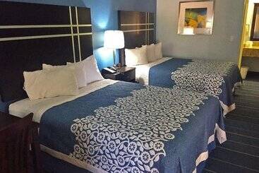 هتل Americas Best Value Inn Bishop Kingsville
