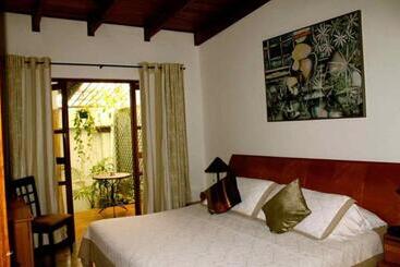 هتل Colours Oasis Resort Adult Only