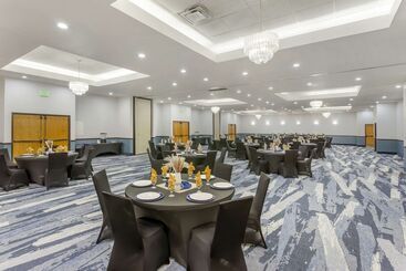 هتل Comfort Suites Ogden Conference Center