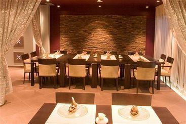 Hotel Diadem
