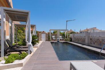 هتل Guesthouse D. Manuel I   Adults Only