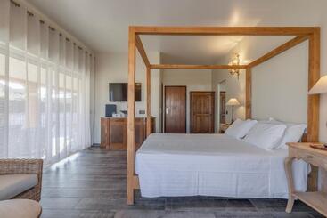 هتل Guesthouse D. Manuel I   Adults Only