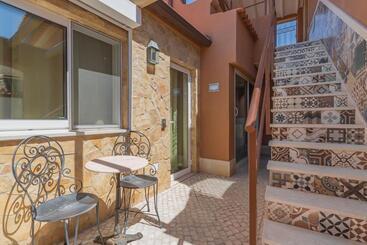 هتل Guesthouse D. Manuel I Adults Only