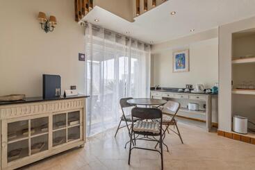 هتل Guesthouse D. Manuel I   Adults Only