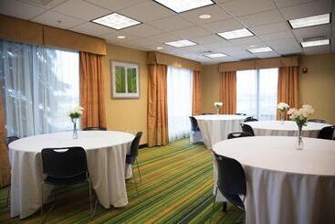 هتل Fairfield Inn & Suites By Marriott Muskegon Norton Shores