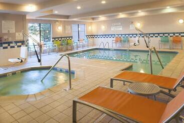 هتل Fairfield Inn & Suites By Marriott Muskegon Norton Shores
