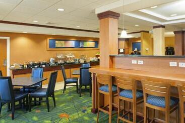 هتل Fairfield Inn & Suites By Marriott Muskegon Norton Shores