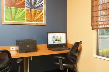 هتل Fairfield Inn & Suites By Marriott Muskegon Norton Shores