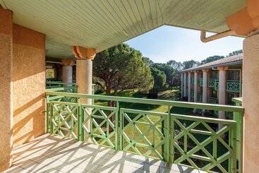 هتل Garrigae Domaine De L Esterel   Piscine & Spa Cinq Mondes