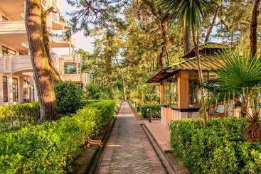 Kobuleti Georgia Palace Hotel & Spa