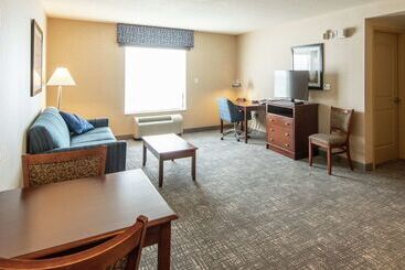 هتل Hampton Inn Presque Isle Maine