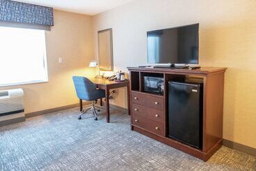 هتل Hampton Inn Presque Isle Maine