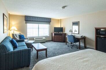 هتل Hampton Inn Presque Isle Maine