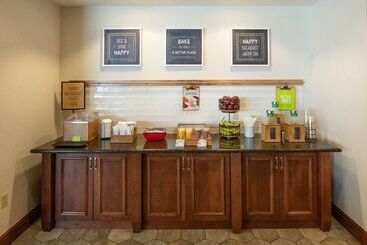 هتل Hampton Inn Presque Isle Maine