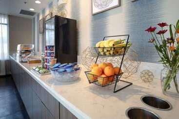 هتل Hawthorn Suites By Wyndham Oakland/alameda