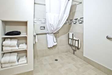 هتل Hawthorn Suites By Wyndham Oakland/alameda