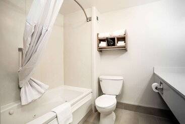 هتل Hawthorn Suites By Wyndham Oakland/alameda