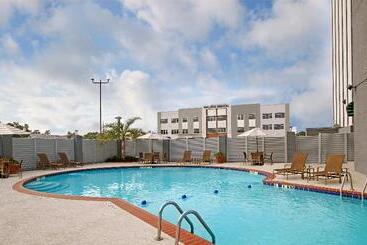 هتل Holiday Inn Metairie New Orleans, An Ihg