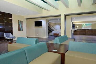 هتل Holiday Inn Metairie New Orleans, An Ihg