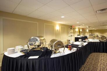 هتل Holiday Inn Metairie New Orleans, An Ihg
