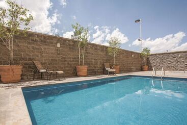 هتل La Quinta By Wyndham San Luis Potosi