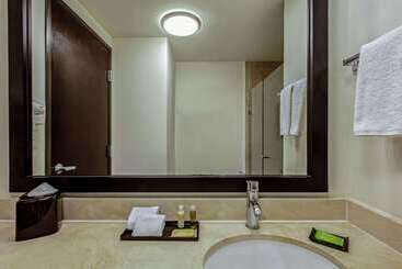 هتل La Quinta By Wyndham San Luis Potosi