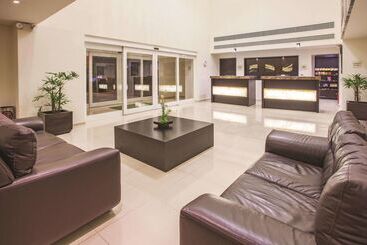 هتل La Quinta By Wyndham San Luis Potosi