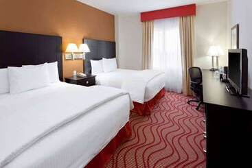 هتل La Quinta By Wyndham San Luis Potosi