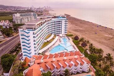 هتل Las Americas Casa De Playa