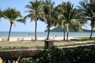 هتل Long Beach Inn