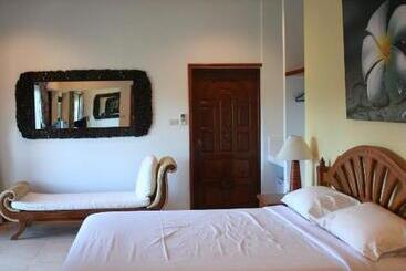 هتل Long Beach Inn