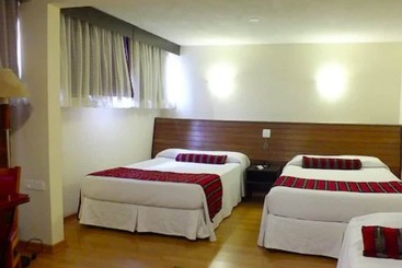 هتل Nacional Inn Curitiba Estação Shopping