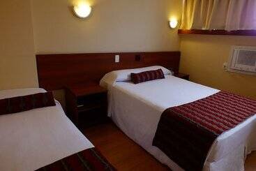 هتل Nacional Inn Curitiba Estação Shopping