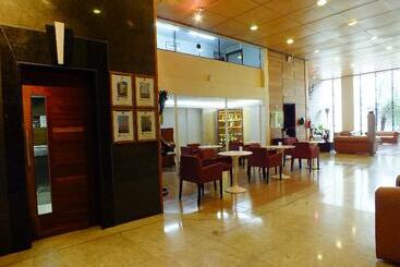 هتل Nacional Inn Curitiba Estação Shopping