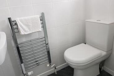 هتل Seamore Guest House
