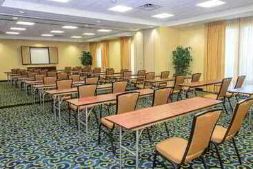 هتل Springhill Suites Houston Pearland