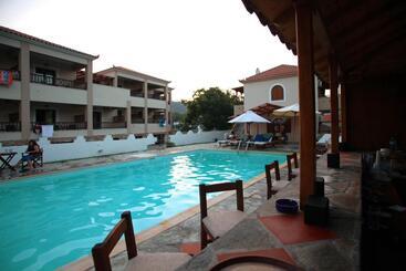 هتل Sun Accommodation